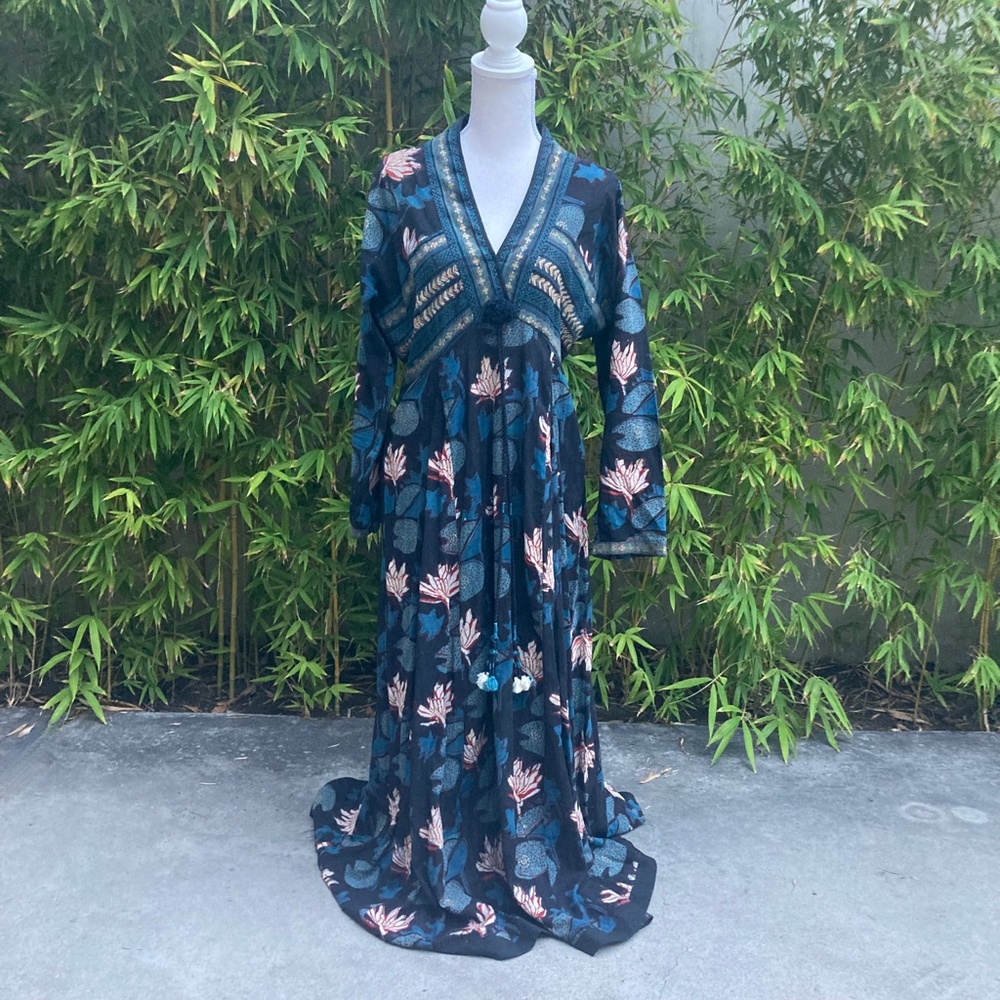 ANOHKI Maxi Dress